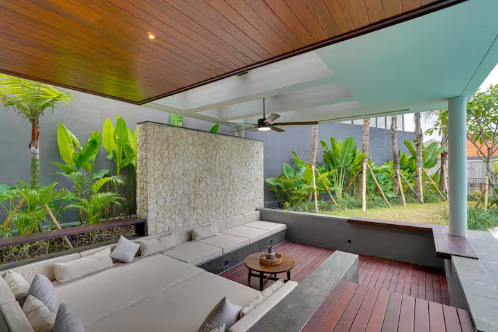 Brand New 3-Bedroom Villa on Freehold Title